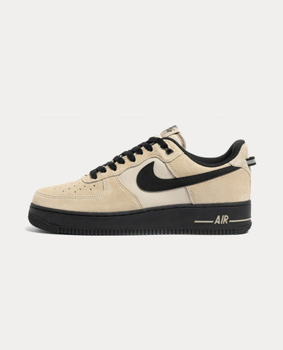 Nike Air Force 1 07 LV8