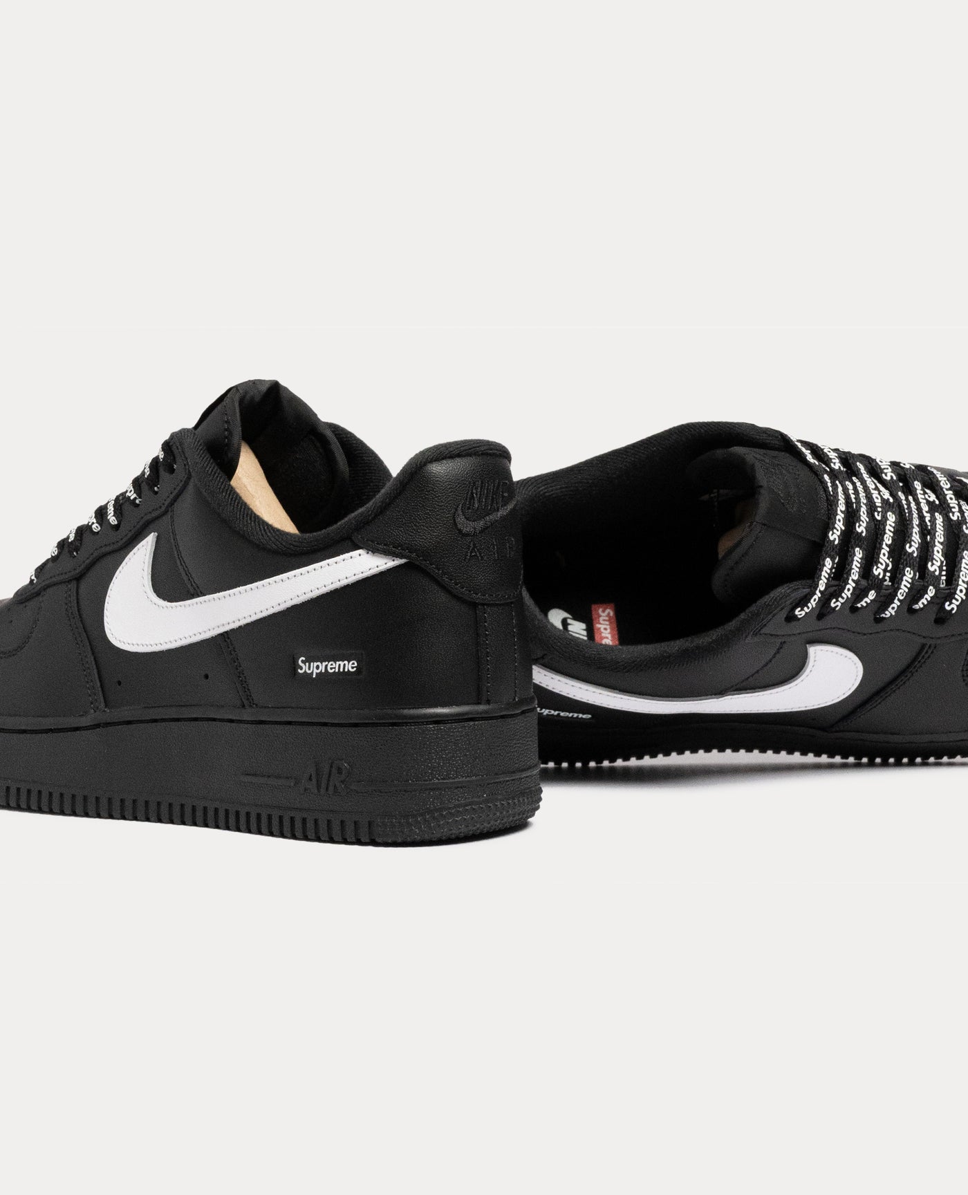 Supreme x Nike Air Force 1 Low