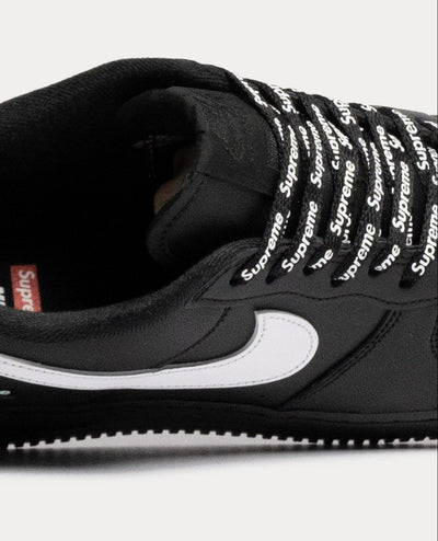 Supreme x Nike Air Force 1 Low